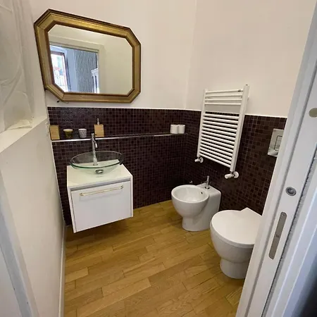 Guiscardo Suites 3* בארי
